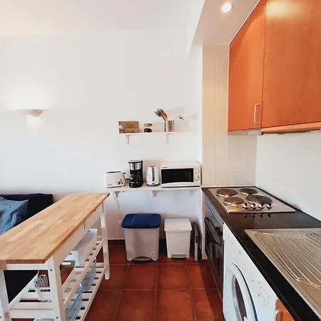 Relax And Unwind : Pool, Garden, & Апартаменты