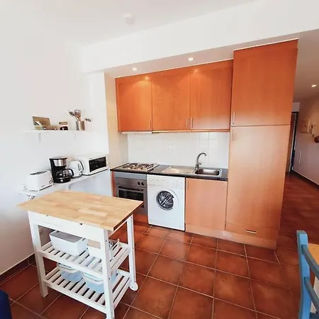 Relax And Unwind : Pool, Garden, & Lejlighed Lagos