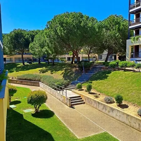 Relax And Unwind : Pool, Garden, &