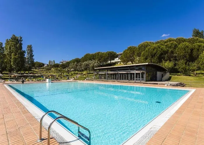 Relax And Unwind : Pool, Garden, & * לאגוּ‏ש