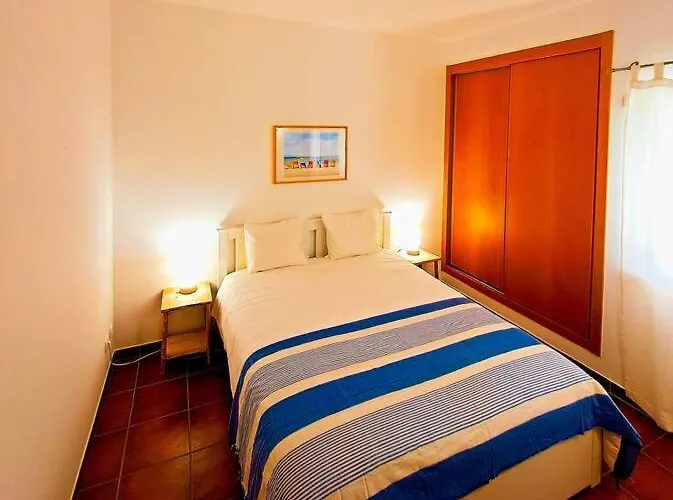 דירה Relax And Unwind : Pool, Garden, &