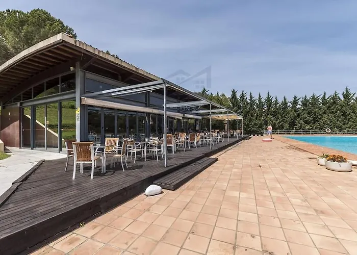 Relax And Unwind : Pool, Garden, & *