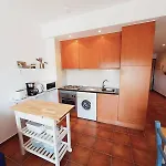 Relax And Unwind : Pool, Garden, & Apartmán Lagos